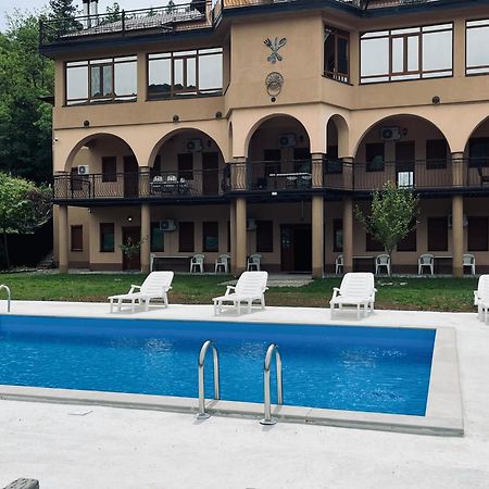 Hotel Noor Konjic Ngoại thất bức ảnh