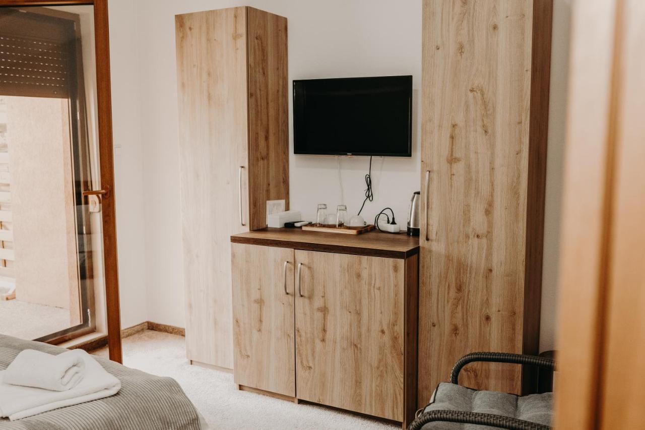Hotel Noor Konjic Ngoại thất bức ảnh