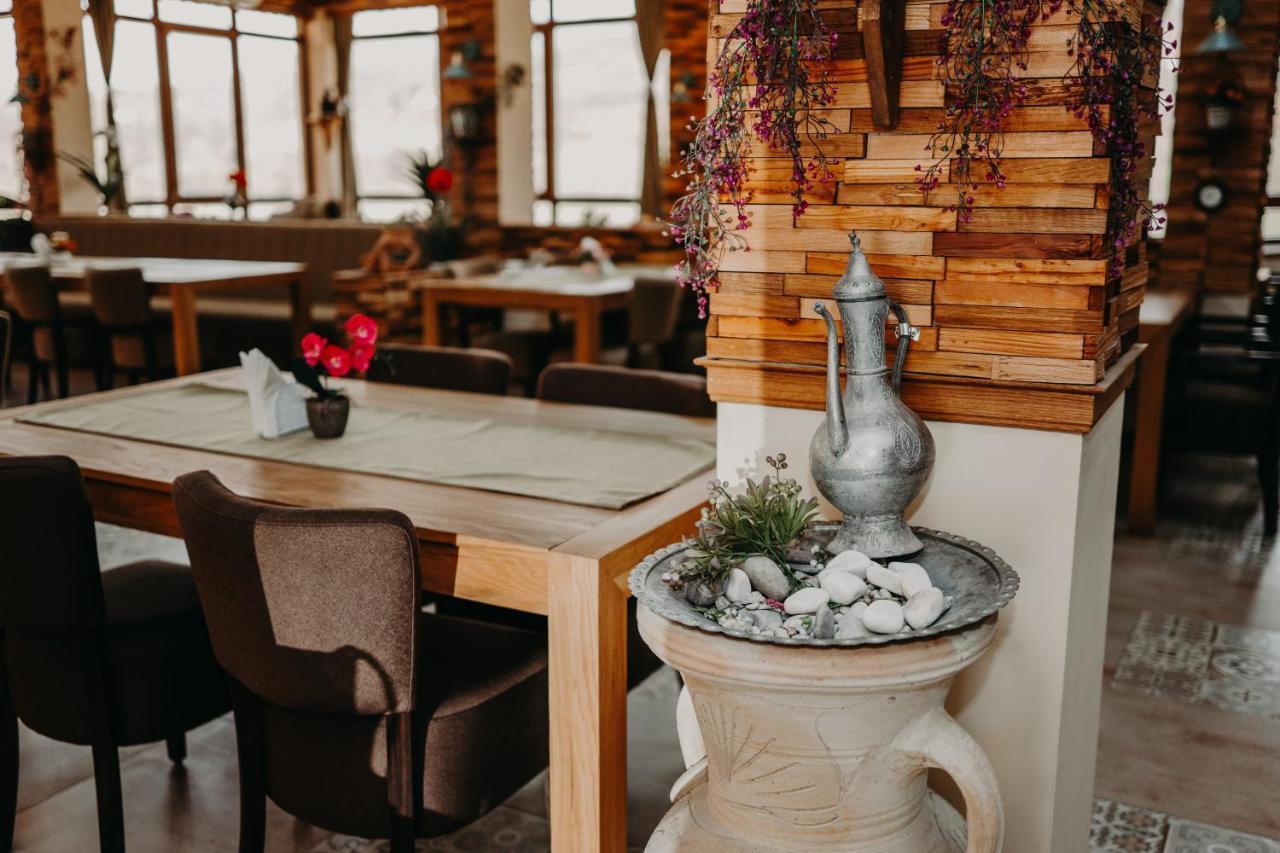 Hotel Noor Konjic Ngoại thất bức ảnh