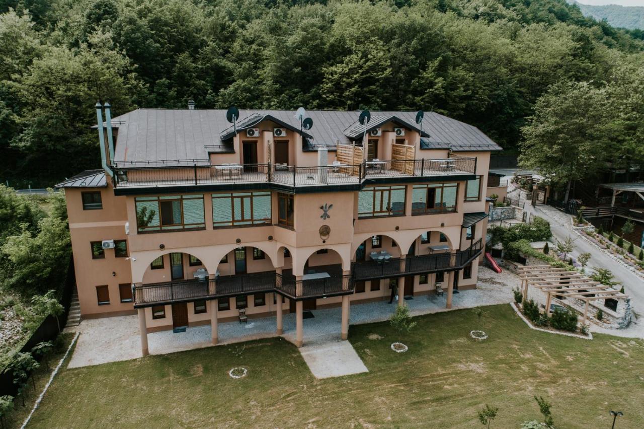 Hotel Noor Konjic Ngoại thất bức ảnh