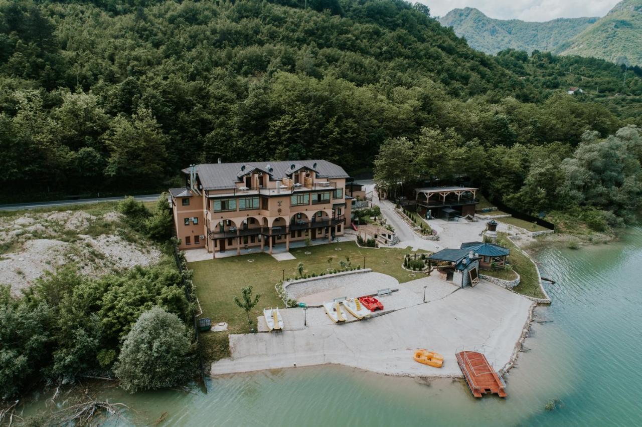 Hotel Noor Konjic Ngoại thất bức ảnh