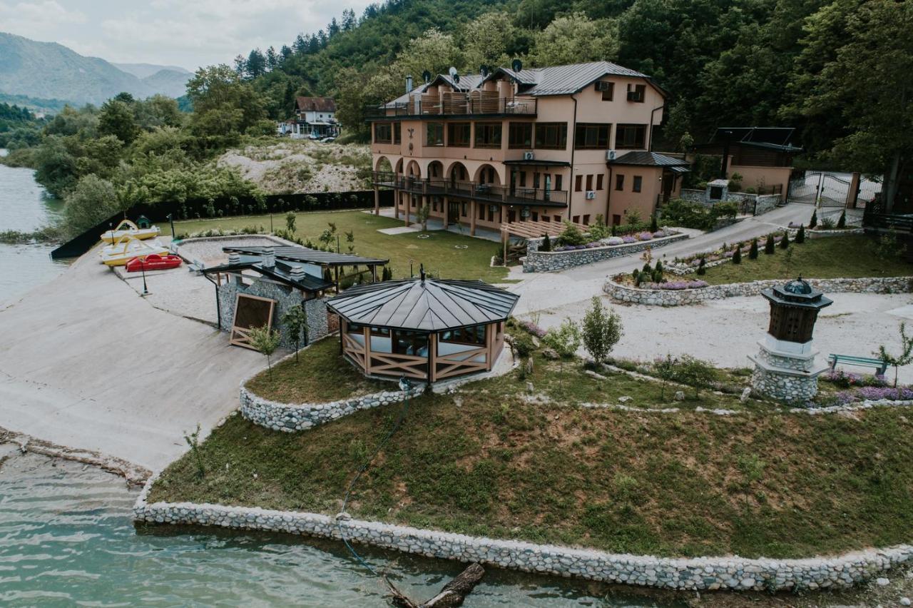 Hotel Noor Konjic Ngoại thất bức ảnh