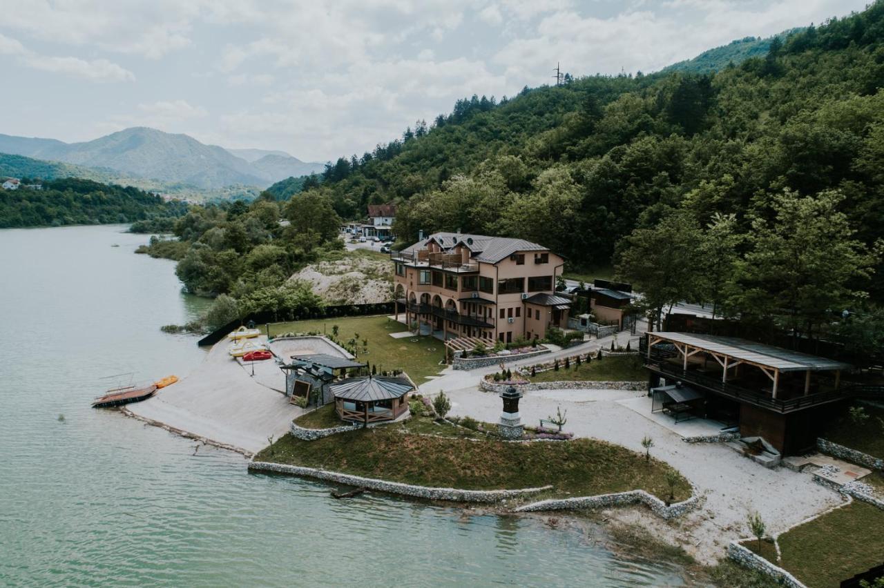 Hotel Noor Konjic Ngoại thất bức ảnh